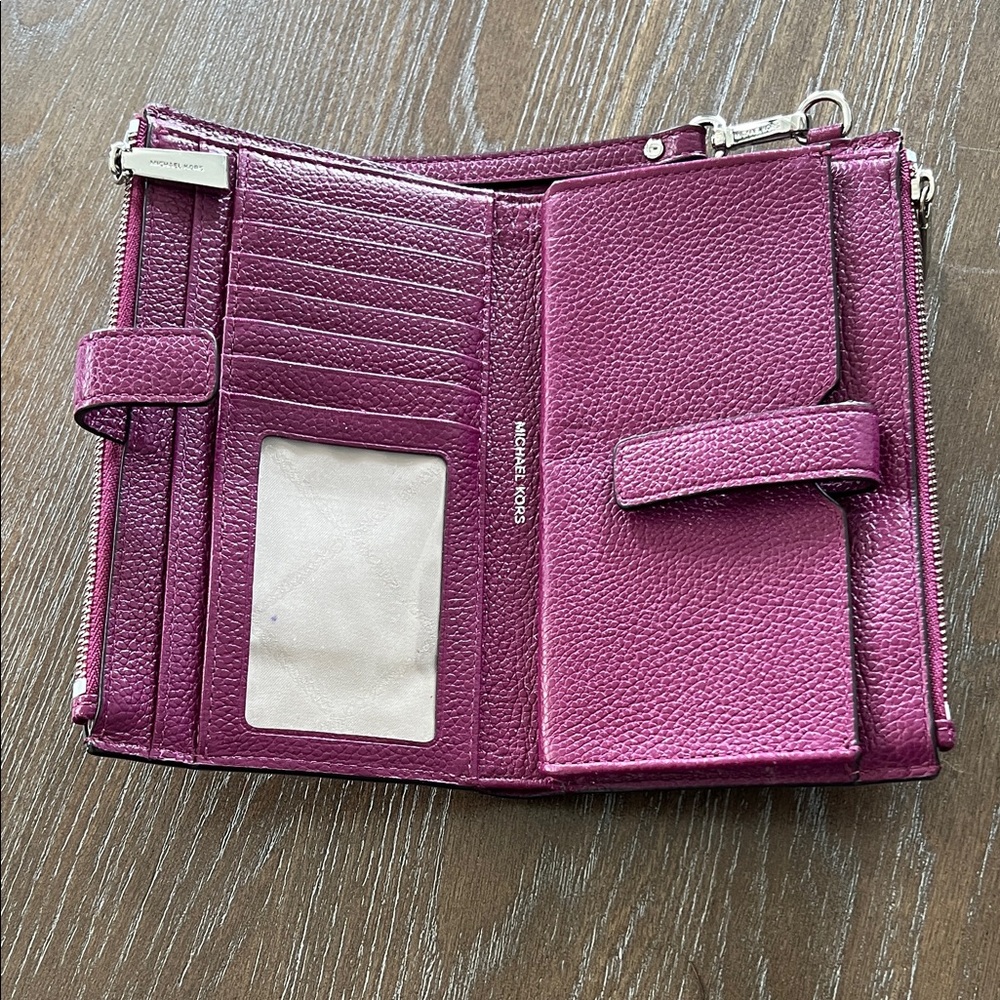 Michael Kors Pebbled Leather Wristlet in Magenta Pink - Picture 2 of 4